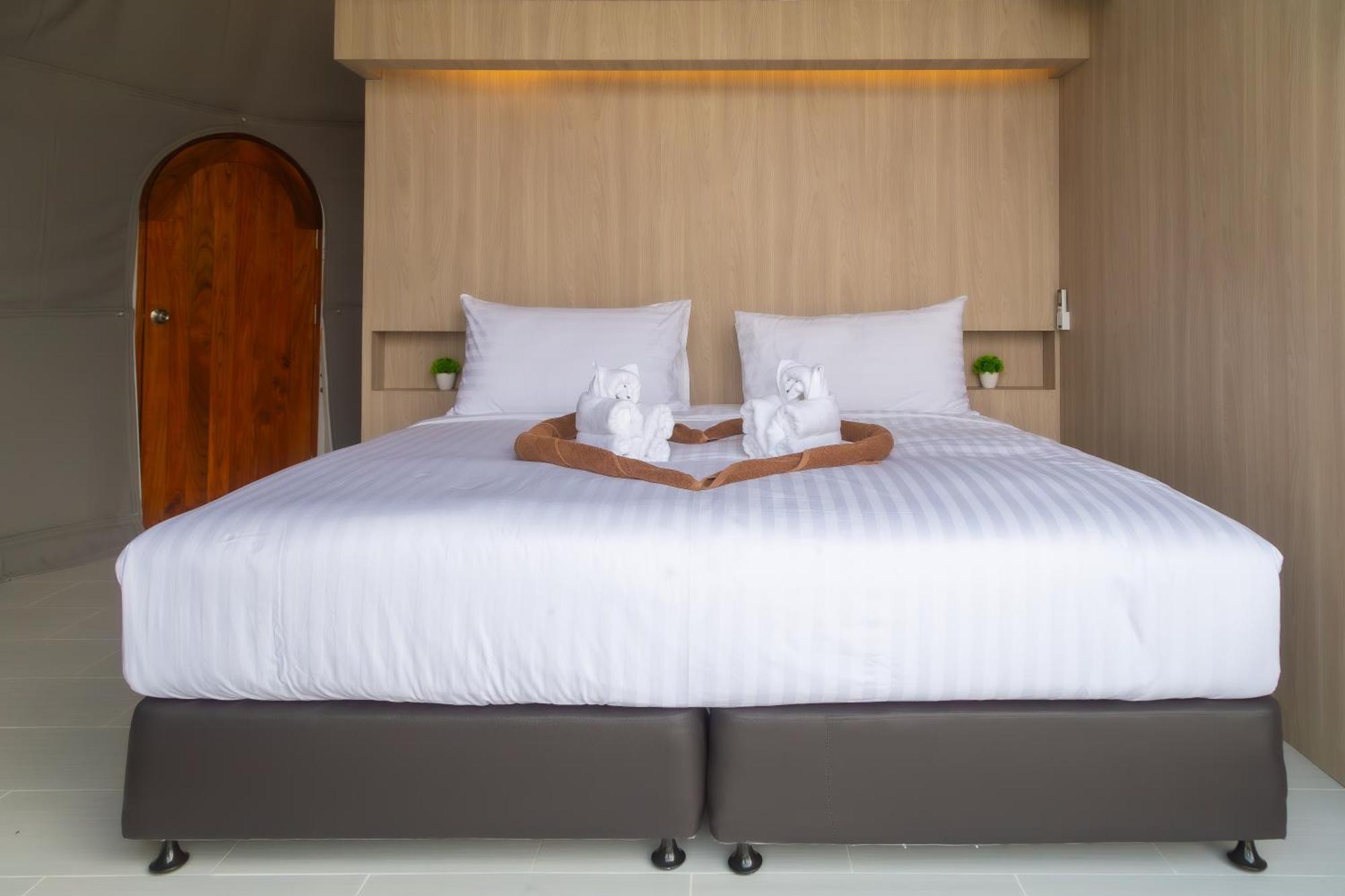 Sunny Side Resort Тау Экстерьер фото